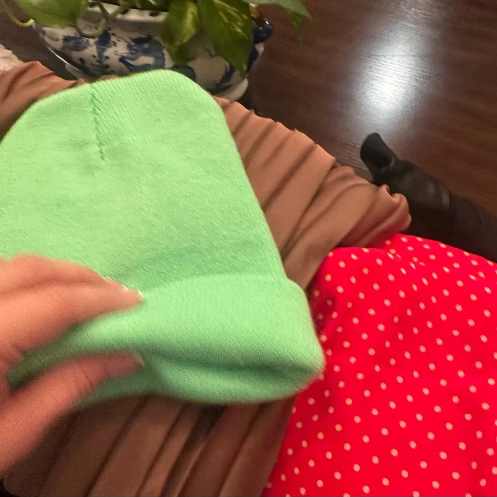 Neon Green Beanie EUC Knit Cap Hat Winter